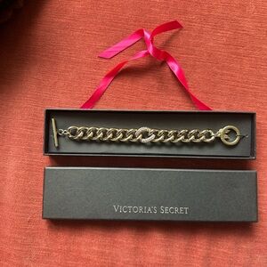 Victoria's Secret Gold Chain Bracelet
